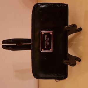 Michael Kors Black Patent Leather Zip Wallet MK